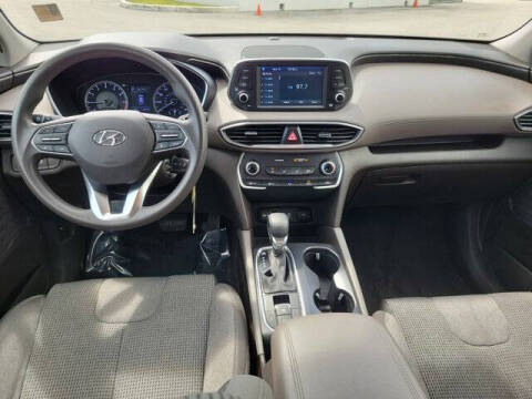 2020 Hyundai Santa Fe SE