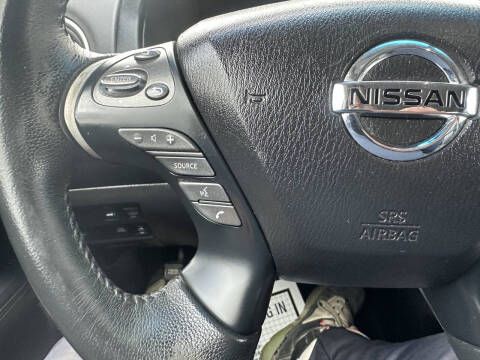 2015 Nissan Pathfinder SL