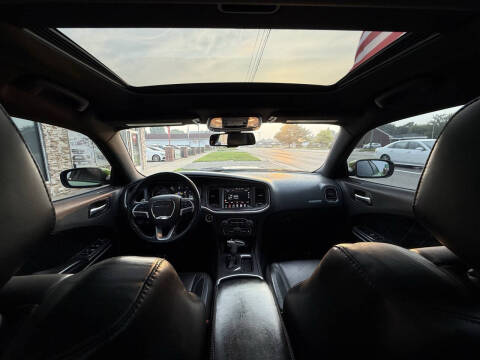 2017 Dodge Charger SXT