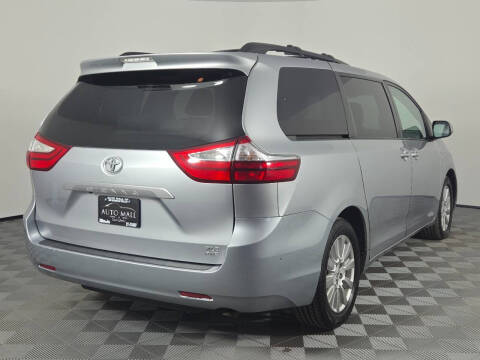 2017 Toyota Sienna XLE 7-Passenger