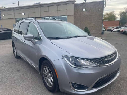 2020 Chrysler Pacifica Touring L