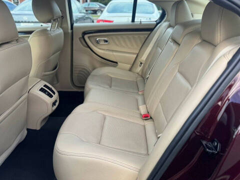 2019 Ford Taurus Limited