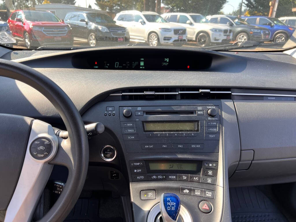 2010 Toyota Prius for sale at PLATINUM AUTO SALES INC in Lacey, WA