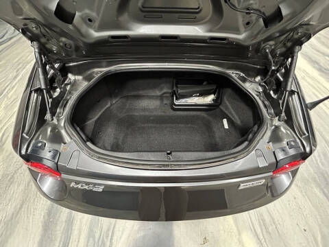 2017 Mazda MX-5 Miata RF Grand Touring