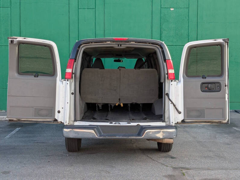 2018 GMC Savana LT 3500