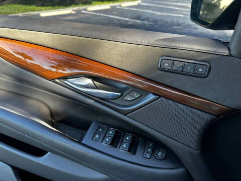 2020 Cadillac Escalade ESV Luxury