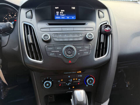 2015 Ford Focus SE