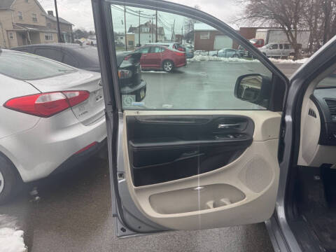 2014 Dodge Grand Caravan SE