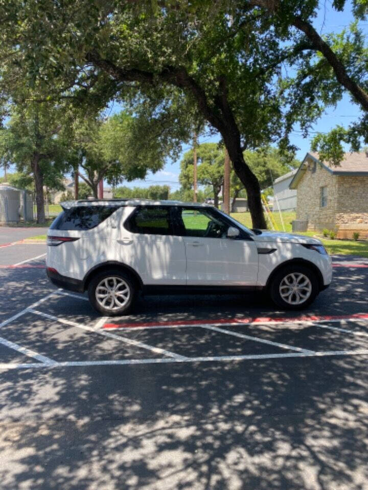 2018 Land Rover Discovery for sale at AUSTIN PREMIER AUTO in Austin, TX