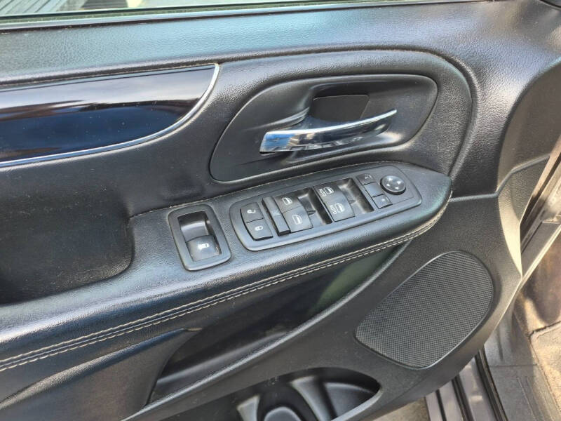 2016 Dodge Grand Caravan SE Plus