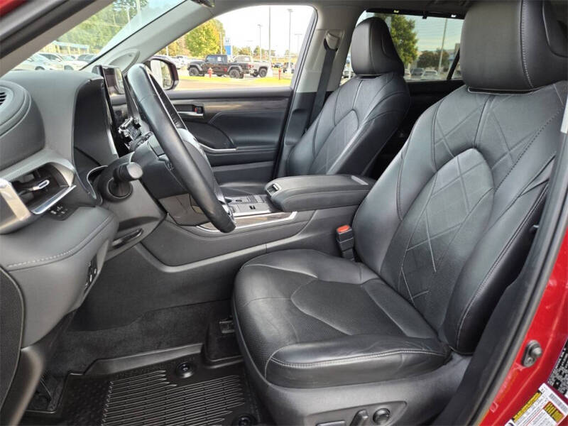 2021 Toyota Highlander Platinum