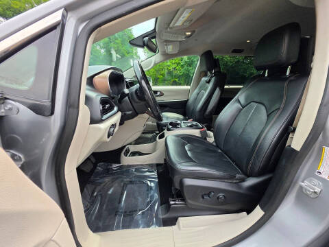 2018 Chrysler Pacifica Touring L Plus