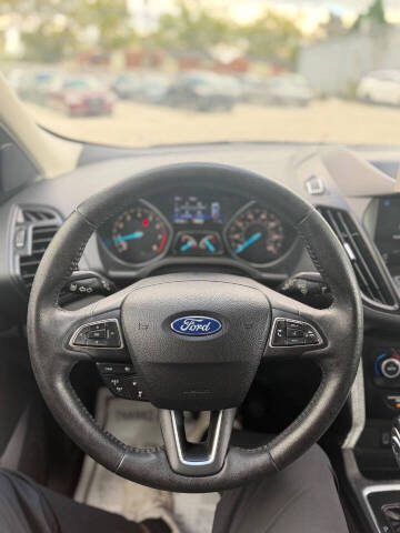 2019 Ford Escape SEL