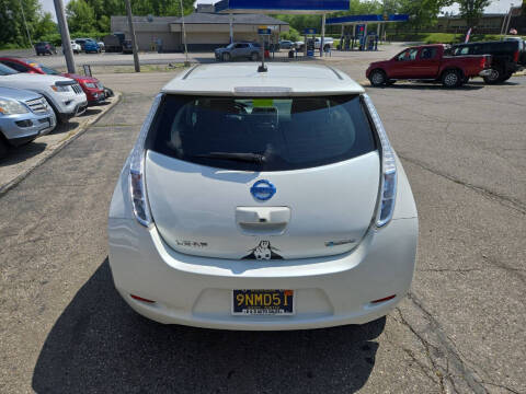 2017 Nissan LEAF S