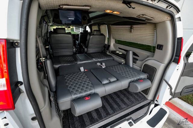 2023 Chevrolet Express 2500