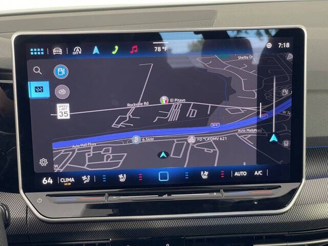 2025 Volkswagen Golf GTI SE