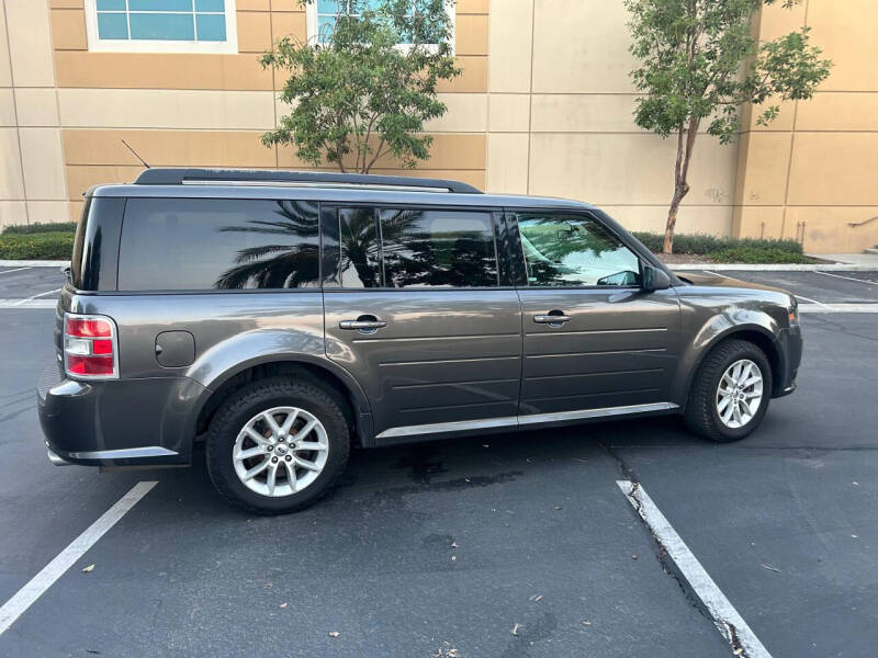 2017 Ford Flex SE