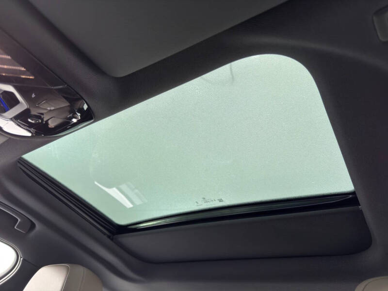 2024 BMW i5 eDrive40