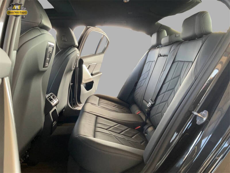 2024 BMW i5 eDrive40