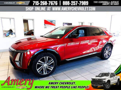 2024 Cadillac LYRIQ Luxury 2