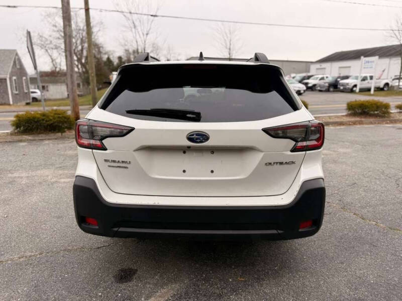 2023 Subaru Outback Premium