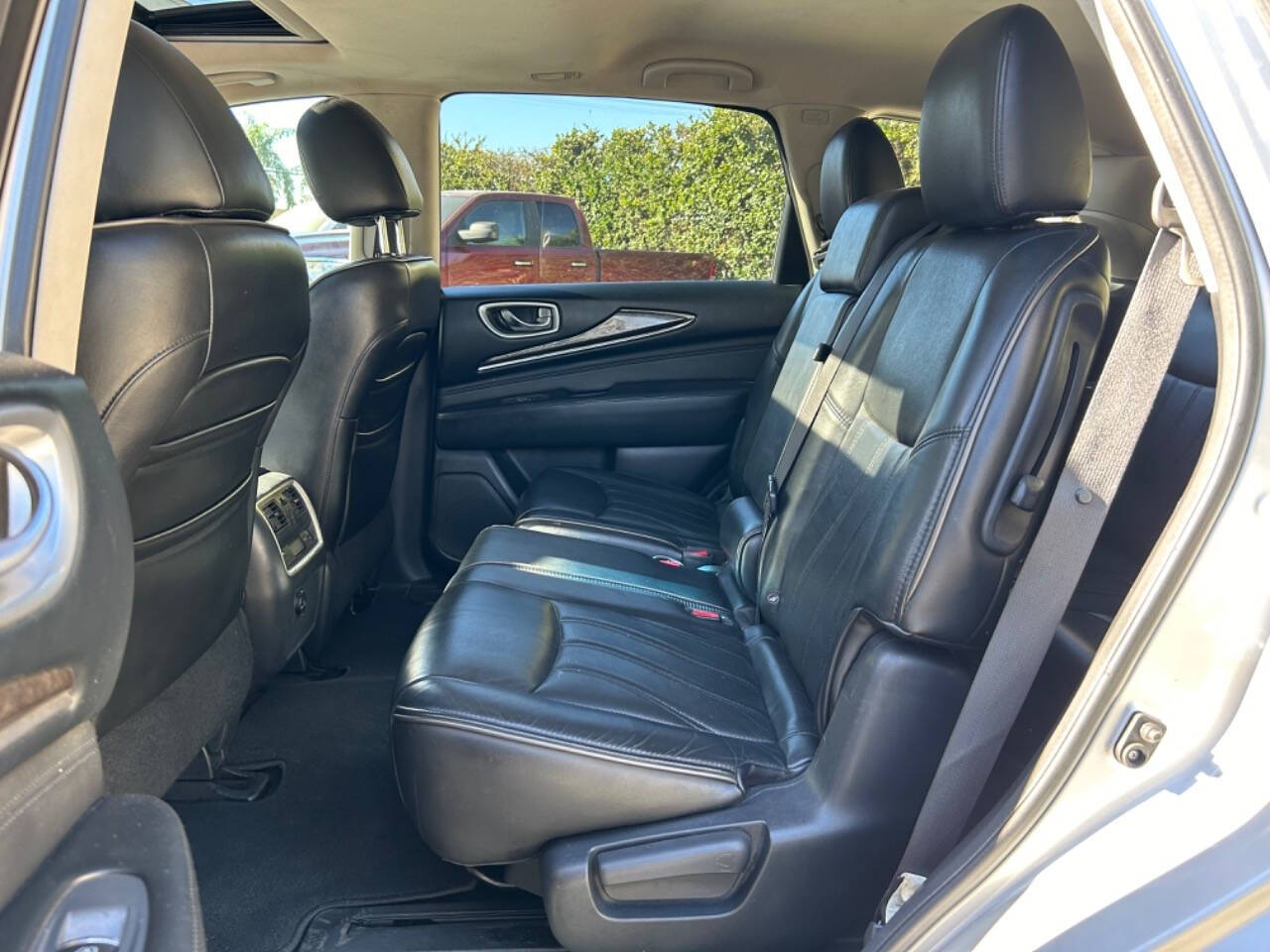 2015 INFINITI QX60 for sale at Carmania in Panorama City, CA