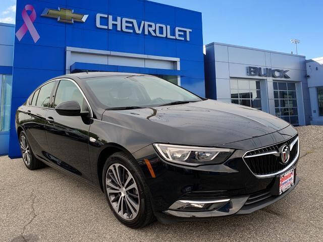 2018 Buick Regal Sportback Essence