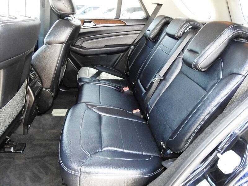 2015 MERCEDES-BENZ ML-Class SUV / Crossover - $17,900