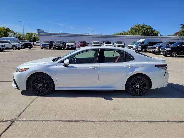 2023 Toyota Camry Hybrid XSE