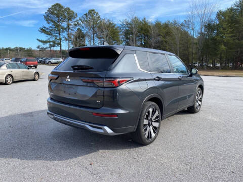 2025 Mitsubishi Outlander SE