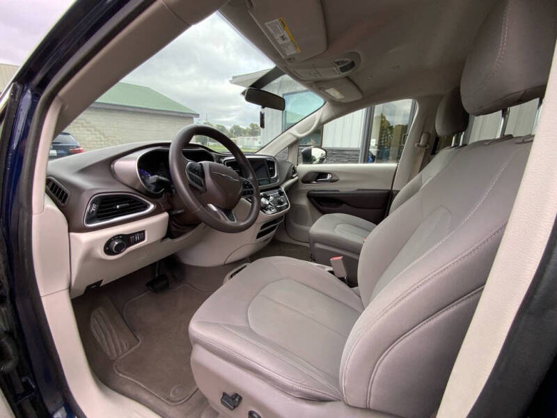 2018 Chrysler Pacifica LX