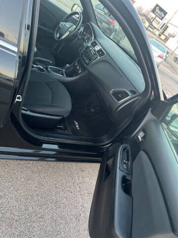 2011 Chrysler 200 Touring