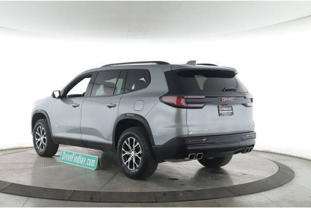 2024 GMC Acadia AT4