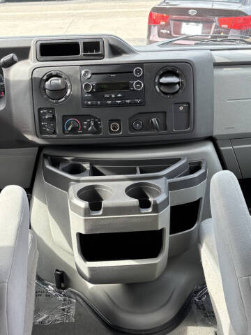 2009 Ford E-Series E-350 SD XL