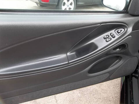 2004 Ford Mustang Mach 1 Premium