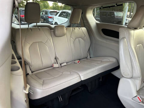 2018 Chrysler Pacifica Touring L