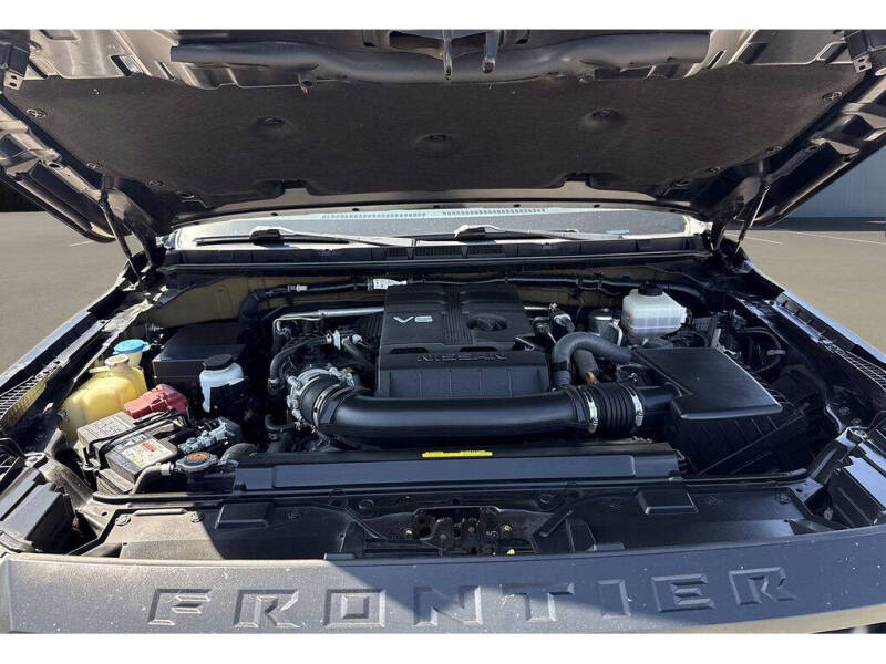 2022 Nissan Frontier S