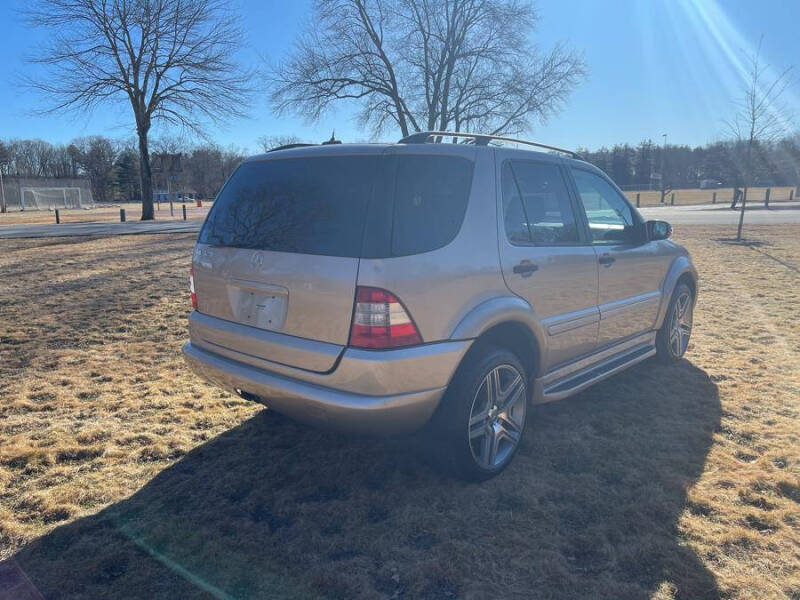 2002 Mercedes-Benz M-Class ML 320