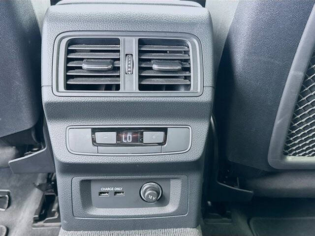 2022 Audi Q5 Sportback quattro S line Prem Plus 45 TFSI