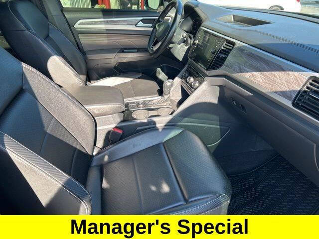 2022 Volkswagen Atlas Cross Sport SE 4Motion