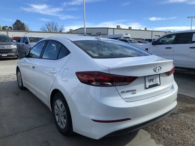 2017 Hyundai Elantra SE