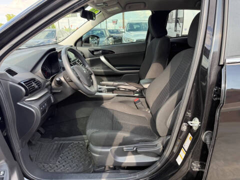 2024 Mitsubishi Eclipse Cross ES