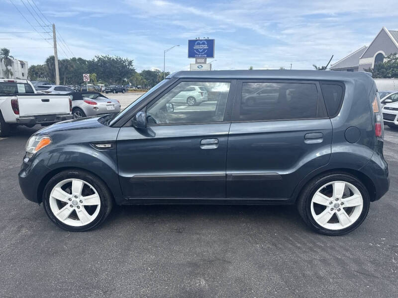 2010 Kia Soul +