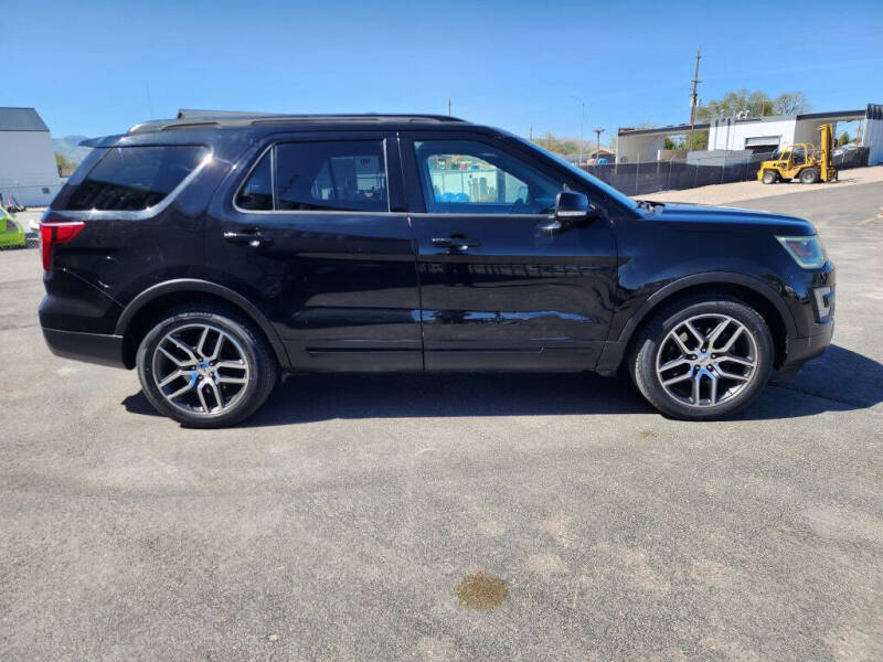2016 Ford Explorer Sport