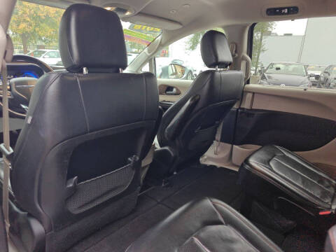 2018 Chrysler Pacifica Touring L