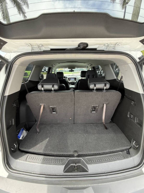 2017 GMC Acadia SLE-2