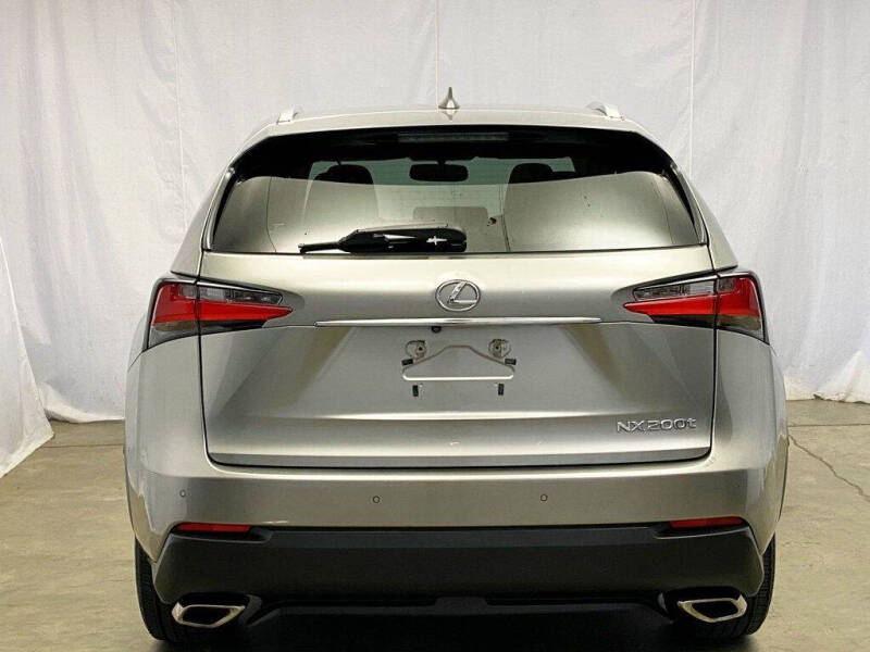 2017 Lexus NX 200t