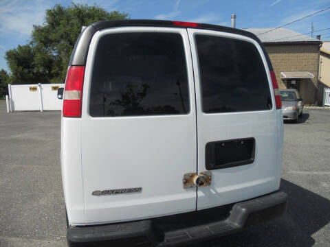 2013 Chevrolet Express 2500