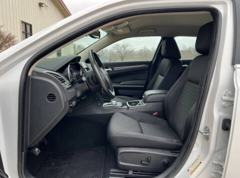 2020 Chrysler 300 Touring