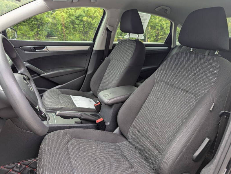 2017 Volkswagen Passat 1.8T S